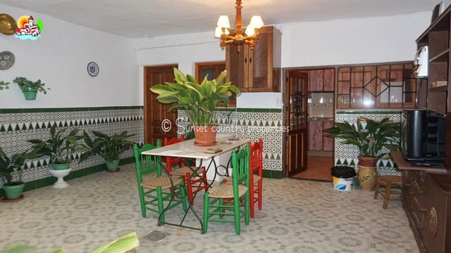 4 sypialnia Dom na sprzedaż w Iznájar - 114 900 € (Ref: 9135037)