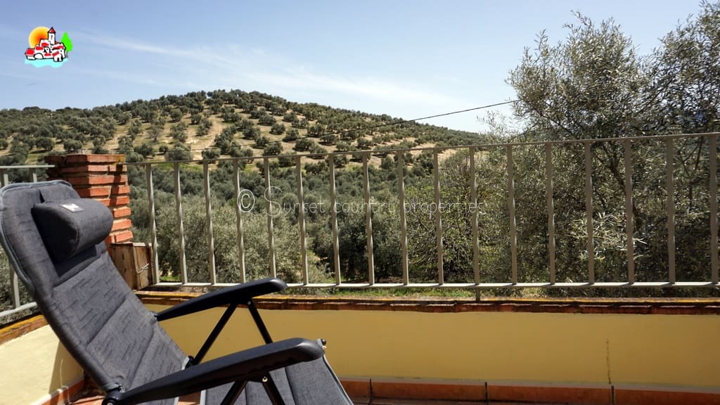 4 soveværelse Finca/Landehus til salg i Archidona med swimmingpool - € 239.950 (Ref: 9150640)