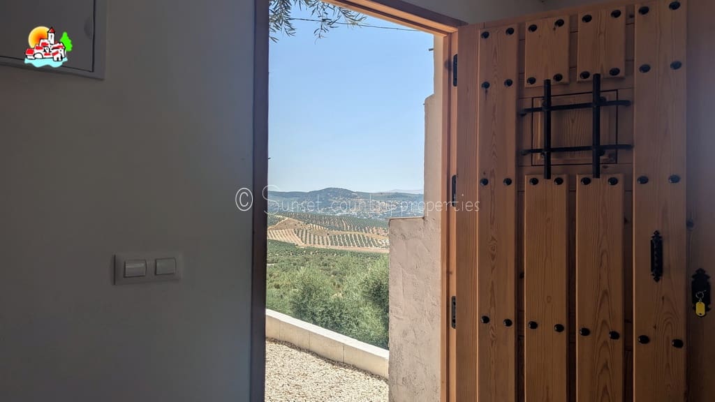 5 soveværelse Finca/Landehus til salg i Iznajar - € 225.000 (Ref: 9151111)