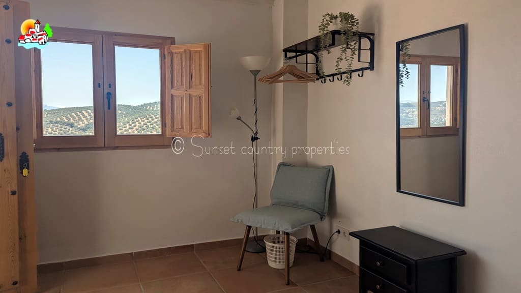 5 soveværelse Finca/Landehus til salg i Iznajar - € 225.000 (Ref: 9151111)