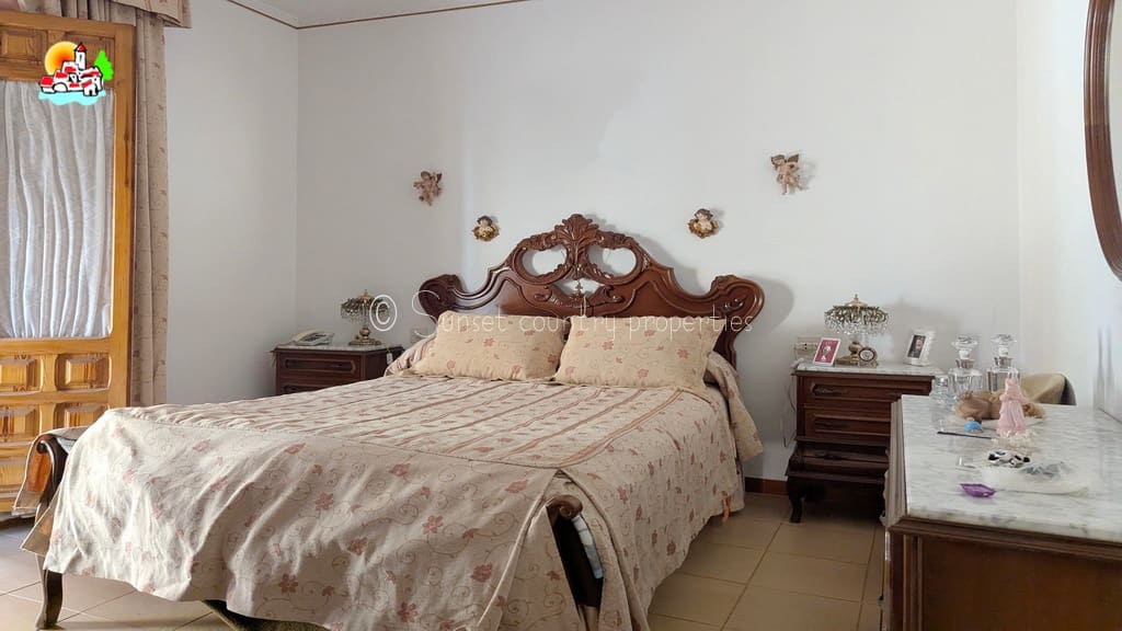 3 soveværelse Byhus til salg i Archidona - € 127.000 (Ref: 9216354)