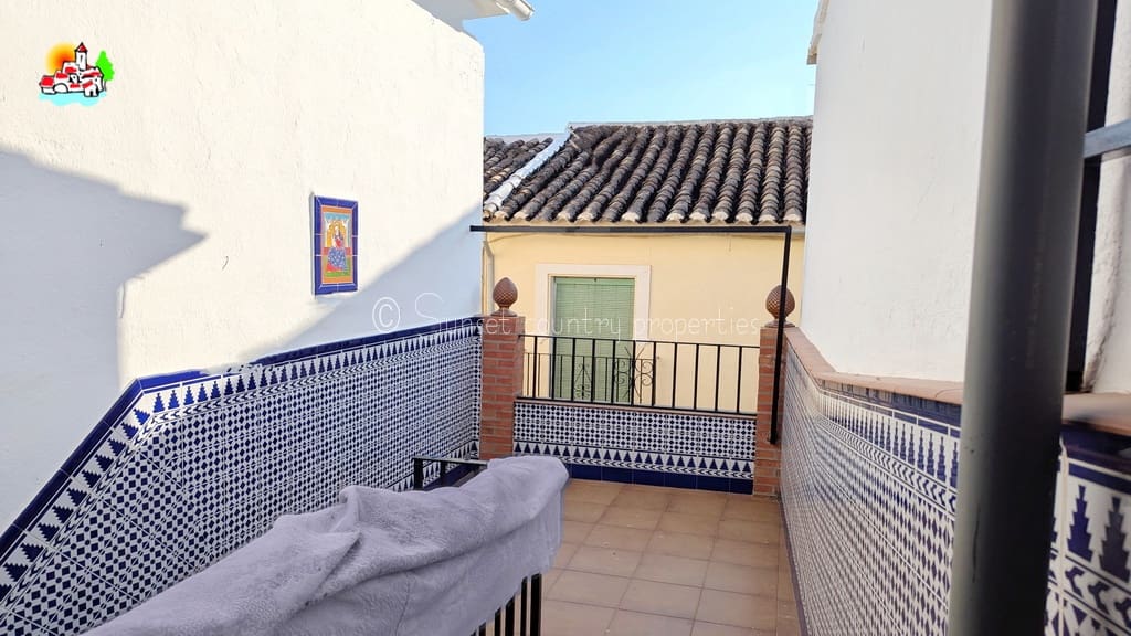 3 soveværelse Byhus til salg i Archidona - € 127.000 (Ref: 9216354)