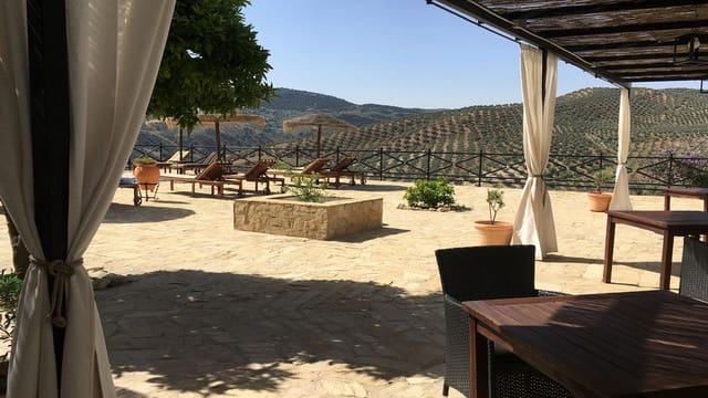 9 bedroom Guesthouse/B & B for sale in Iznájar with pool garage - € 890,000 (Ref: 9239308)