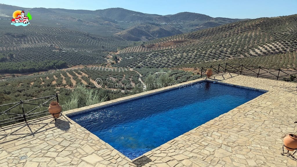 9 soveværelse Guesthouse/B & B til salg i Iznajar med swimmingpool garage - € 890.000 (Ref: 9239308)