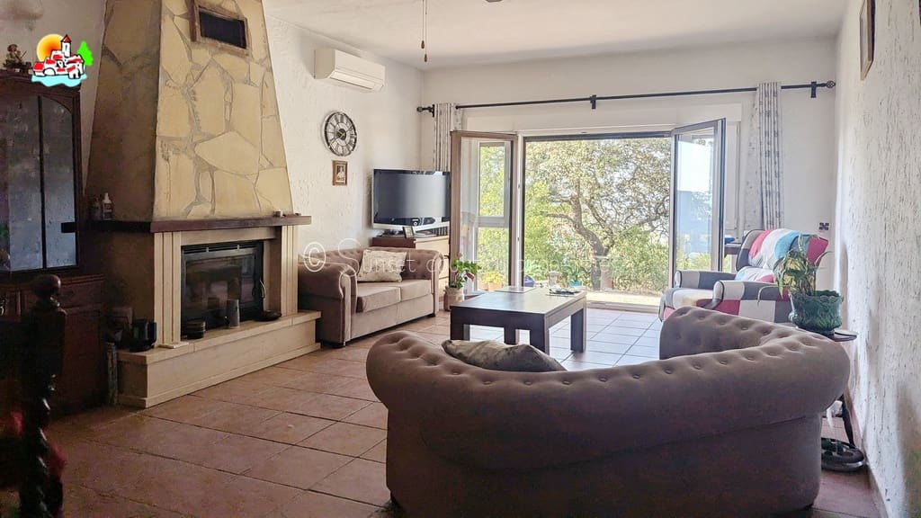 3 soveværelse Bungalow til salg i Iznajar med swimmingpool - € 275.000 (Ref: 9242353)