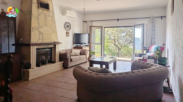 3 soverom Bungalow til salgs i Iznájar med svømmebasseng - € 275 000 (Ref: 9242353)