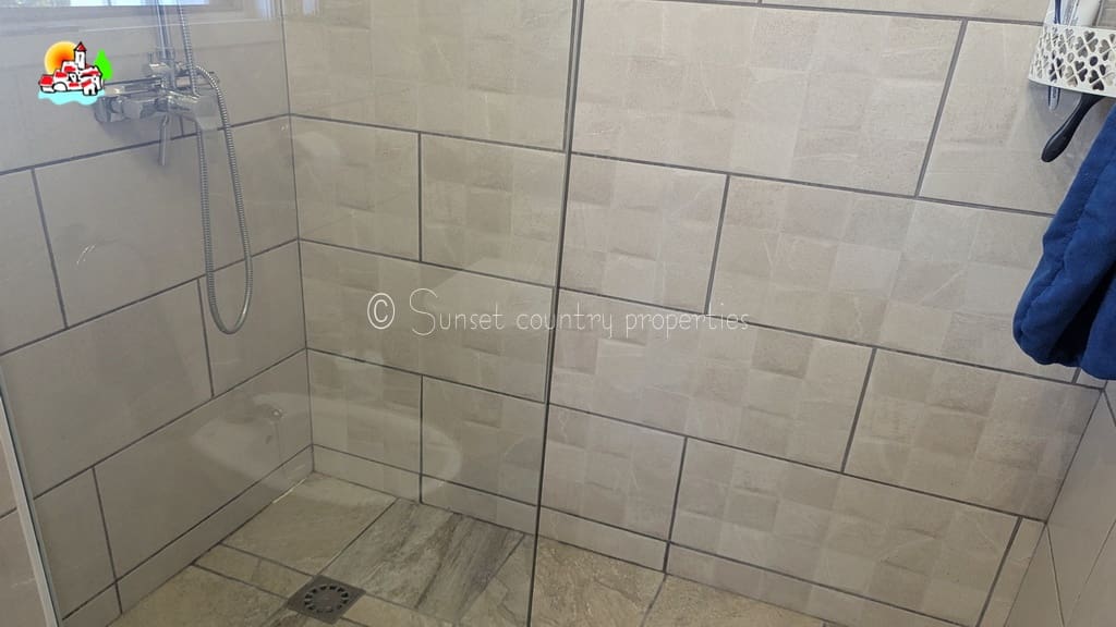 3 soveværelse Bungalow til salg i Iznajar med swimmingpool - € 275.000 (Ref: 9242353)