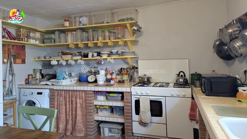 Finca/Casa Rural de 3 habitaciones en Iznájar en venta con garaje - 199.900 € (Ref: 9257989)