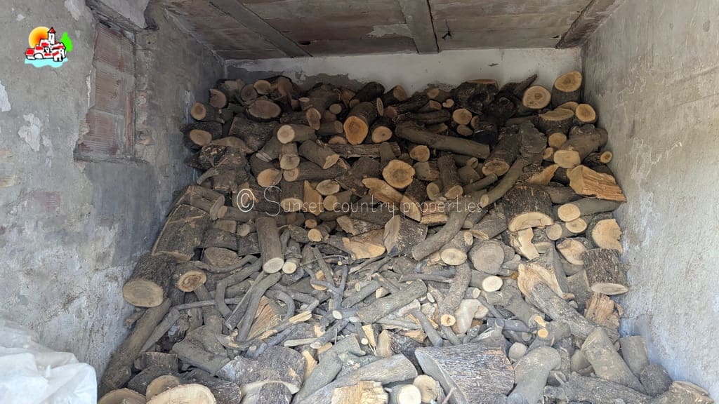 Finca/Casa Rural de 3 habitaciones en Iznájar en venta con garaje - 199.900 € (Ref: 9257989)