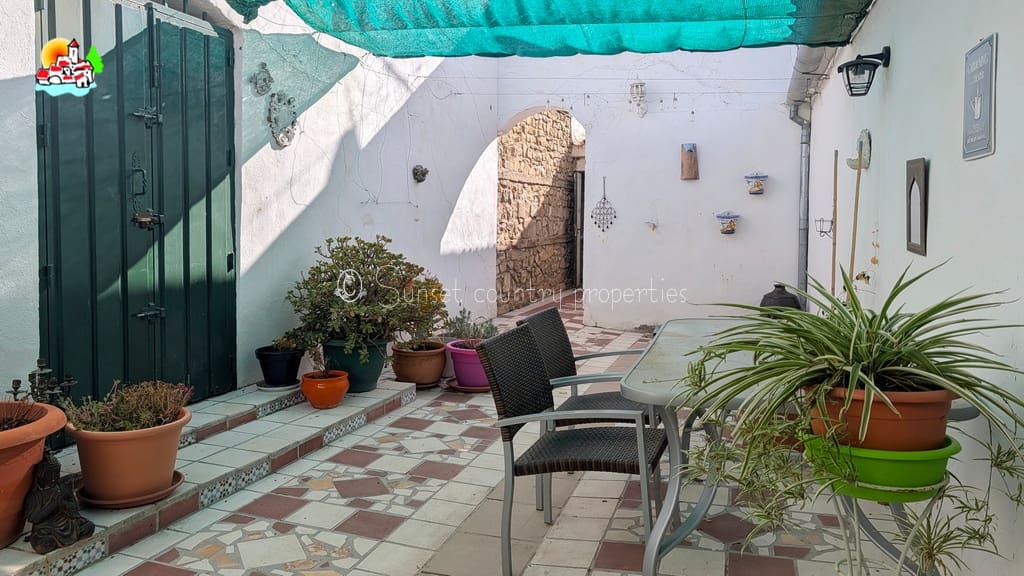 3 sypialnia Bungalow na sprzedaż w Villanueva de Algaidas z garażem - 169 500 € (Ref: 9357504)