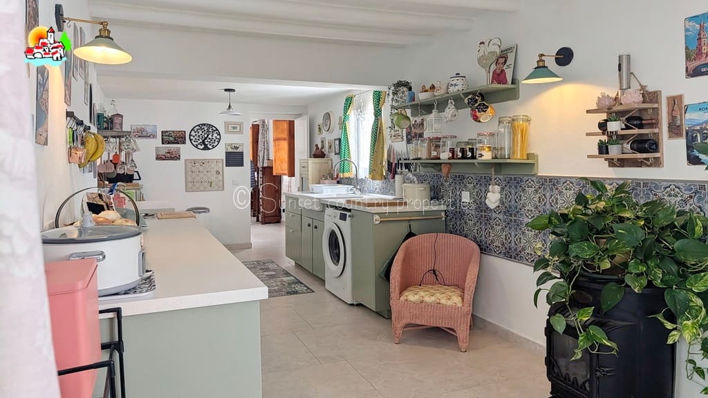 3 Zimmer Bungalow zu verkaufen in Villanueva de Algaidas mit Garage - 169.500 € (Ref: 9357504)