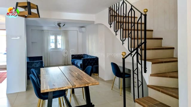 6 soveværelse Byhus til salg i Rute med garage - € 189.900 (Ref: 9502913)