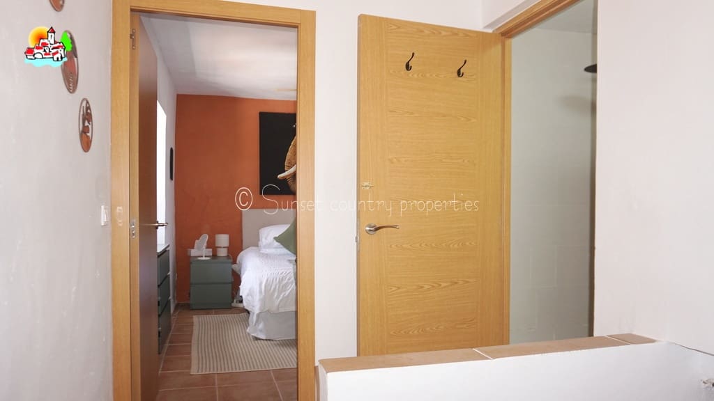 5 chambre Finca/Maison de Campagne à vendre à Iznajar - 225 000 € (Ref: 9642872)