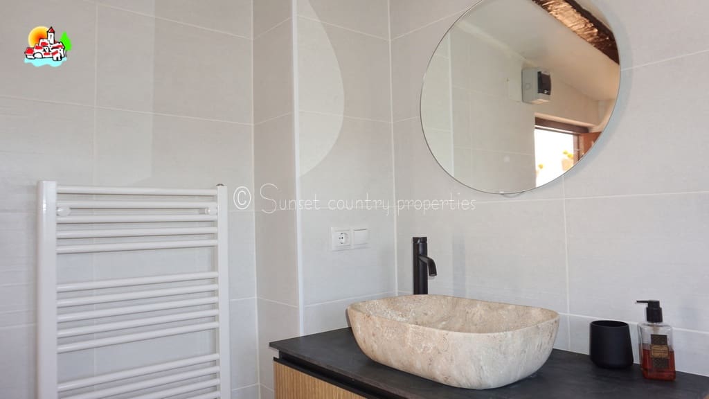 5 chambre Finca/Maison de Campagne à vendre à Iznajar - 225 000 € (Ref: 9642872)