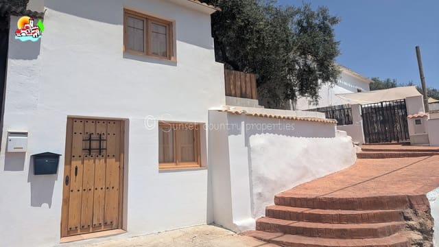 5 chambre Finca/Maison de Campagne à vendre à Iznájar - 225 000 € (Ref: 9642872)