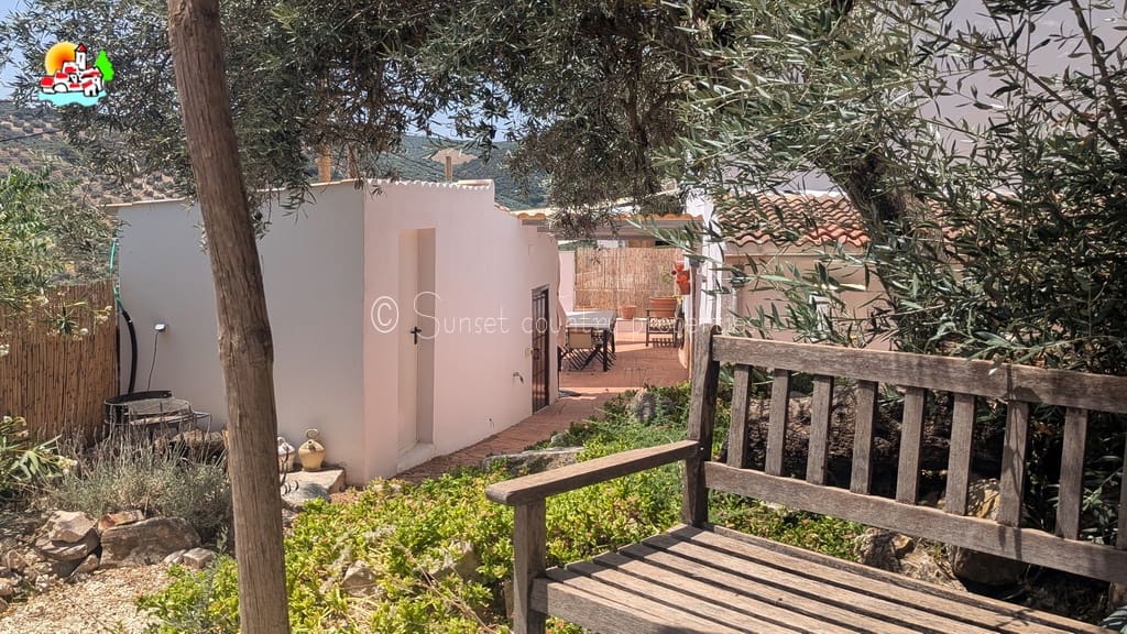 5 chambre Finca/Maison de Campagne à vendre à Iznajar - 225 000 € (Ref: 9642872)