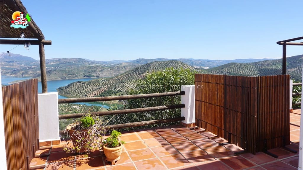 5 sovrum Finca/Hus på landet till salu i Iznajar med pool garage - 695 000 € (Ref: 9688456)