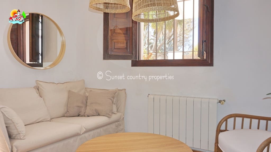 5 sovrum Finca/Hus på landet till salu i Iznajar med pool garage - 695 000 € (Ref: 9688456)