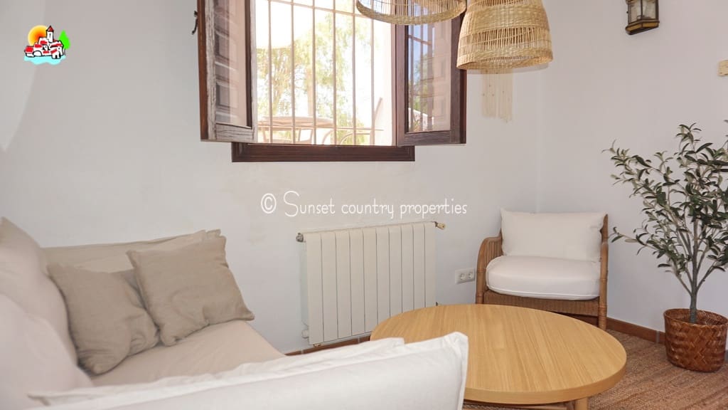 5 sovrum Finca/Hus på landet till salu i Iznajar med pool garage - 695 000 € (Ref: 9688456)