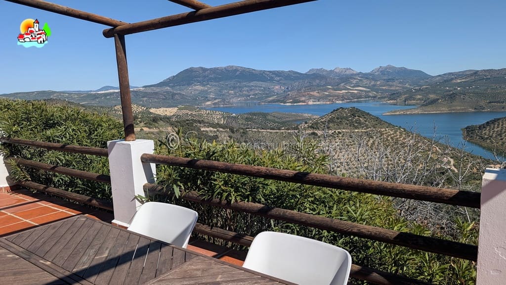 5 sovrum Finca/Hus på landet till salu i Iznajar med pool garage - 695 000 € (Ref: 9688456)