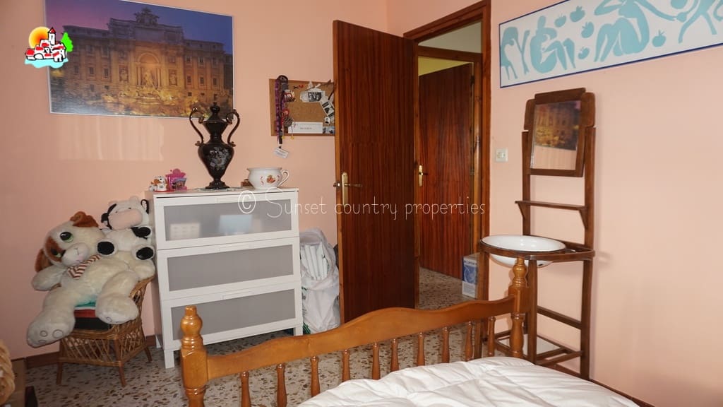 4 bedroom Townhouse for sale in Archidona - € 145,000 (Ref: 9714151)