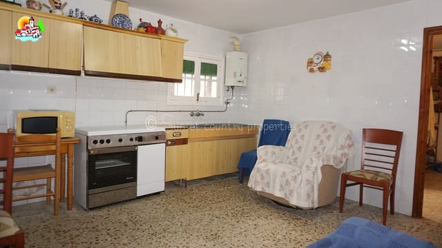 4 quarto Casa em Banda para venda em Archidona - 145 000 € (Ref: 9714151)
