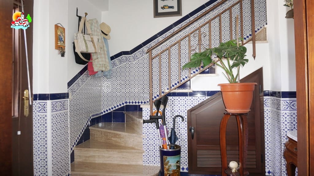 3 bedroom Townhouse for sale in Archidona - € 134,000 (Ref: 9714152)