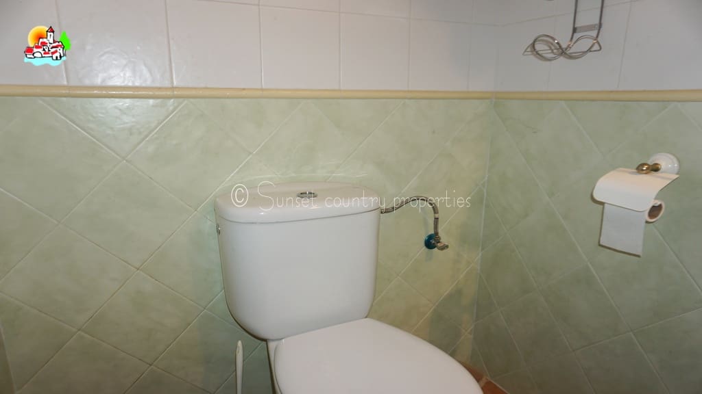 3 soveværelse Finca/Landehus til salg i Iznajar med garage - € 269.000 (Ref: 9747133)