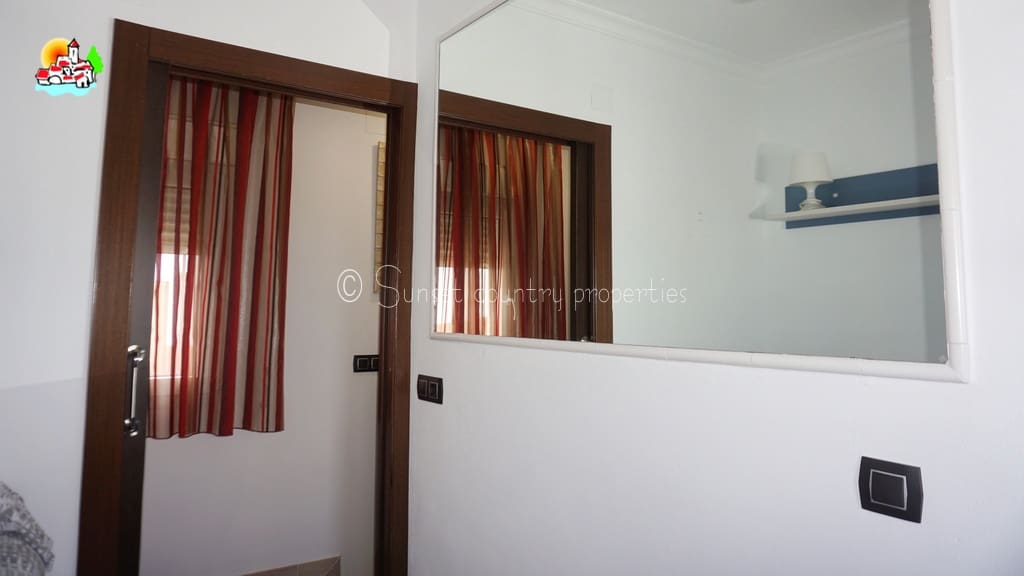 2 slaapkamer Huis te koop in Ventorros de Balerma - € 79.000 (Ref: 9827502)