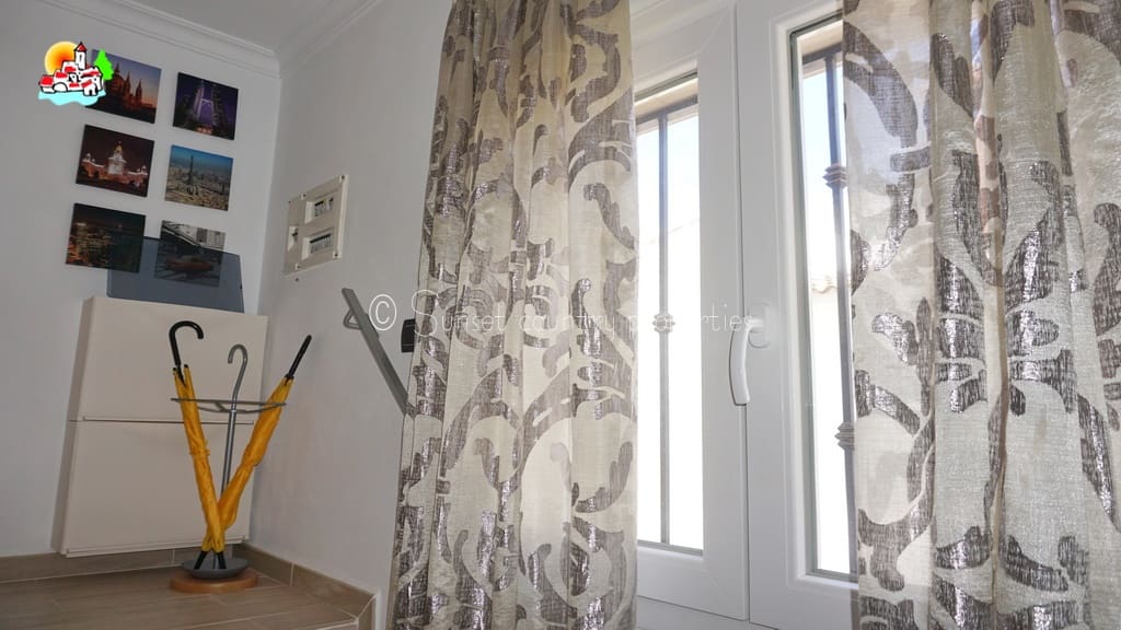2 slaapkamer Huis te koop in Ventorros de Balerma - € 79.000 (Ref: 9827502)
