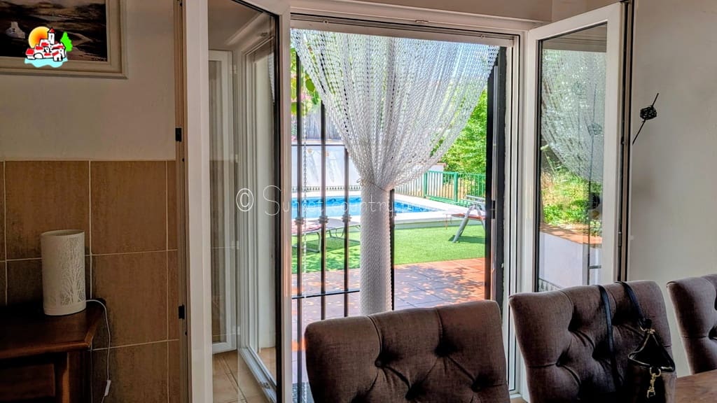 3 bedroom Finca/Country House for sale in Loja with pool garage - € 195,000 (Ref: 9912208)