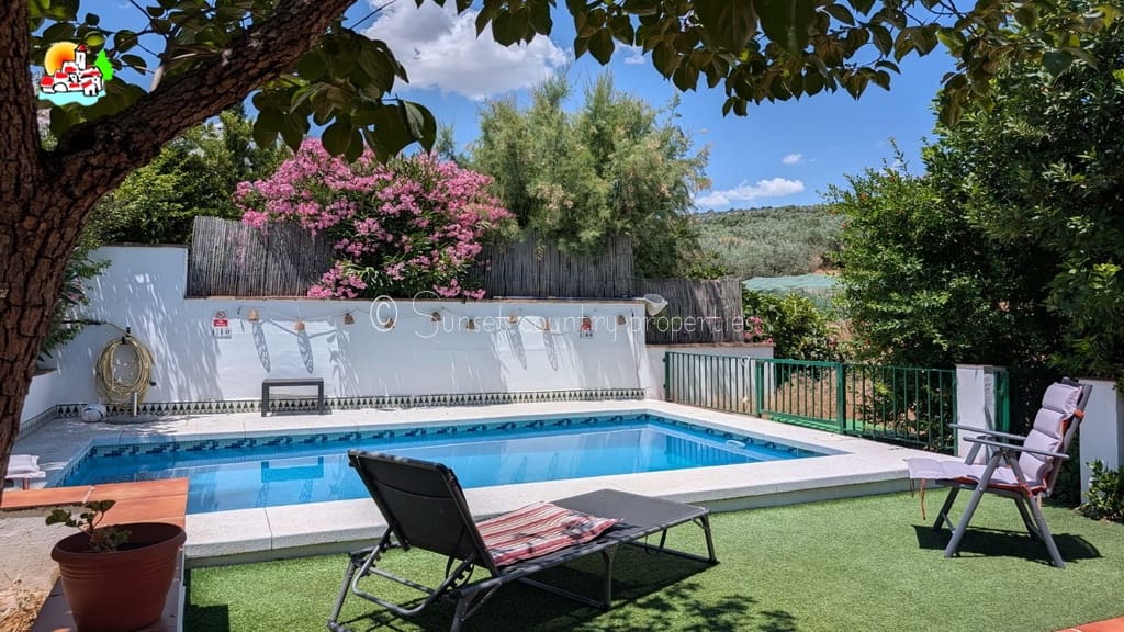 3 bedroom Finca/Country House for sale in Loja with pool garage - € 195,000 (Ref: 9912208)