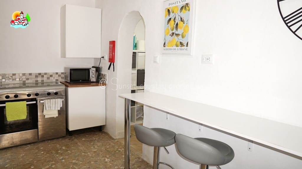 3 bedroom Finca/Country House for sale in Iznajar with pool garage - € 164,950 (Ref: 9912211)