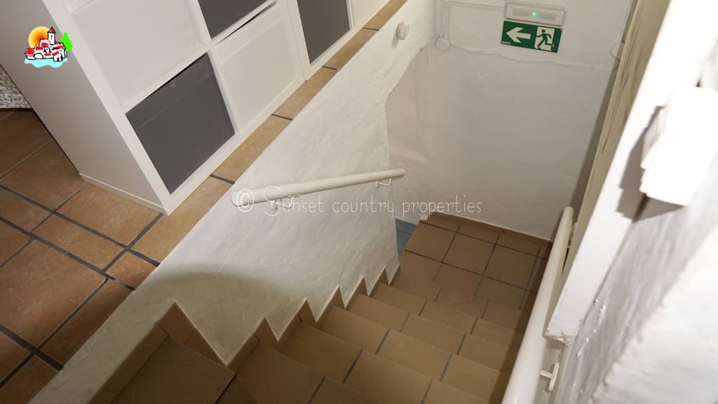 3 bedroom Finca/Country House for sale in Iznajar with pool garage - € 164,950 (Ref: 9912211)