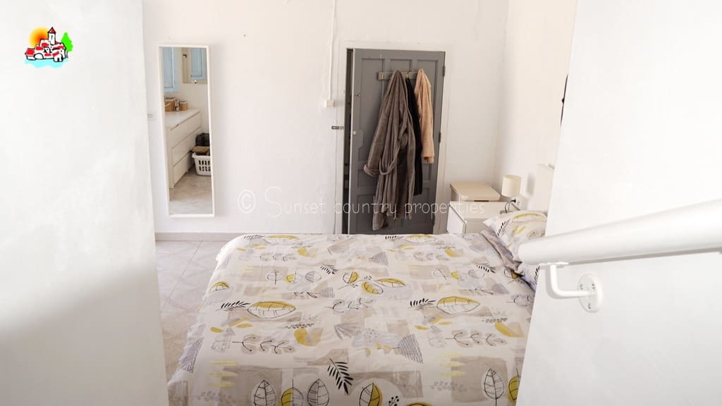 3 bedroom Finca/Country House for sale in Iznajar with pool garage - € 164,950 (Ref: 9912211)