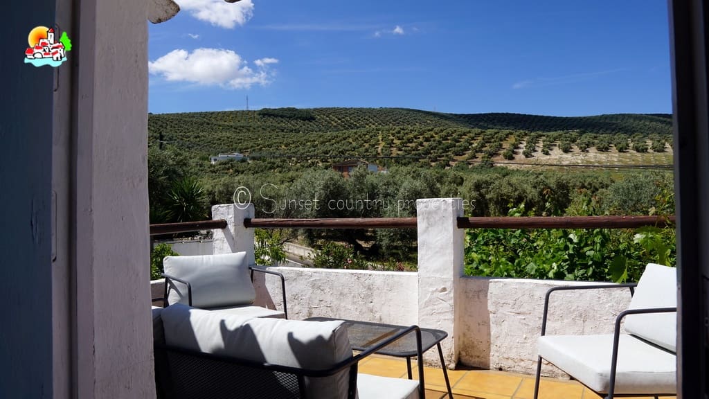 3 bedroom Finca/Country House for sale in Iznajar with pool garage - € 164,950 (Ref: 9912211)