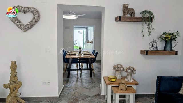 2 soveværelse Byhus til salg i Rute - € 99.000 (Ref: 9944414)