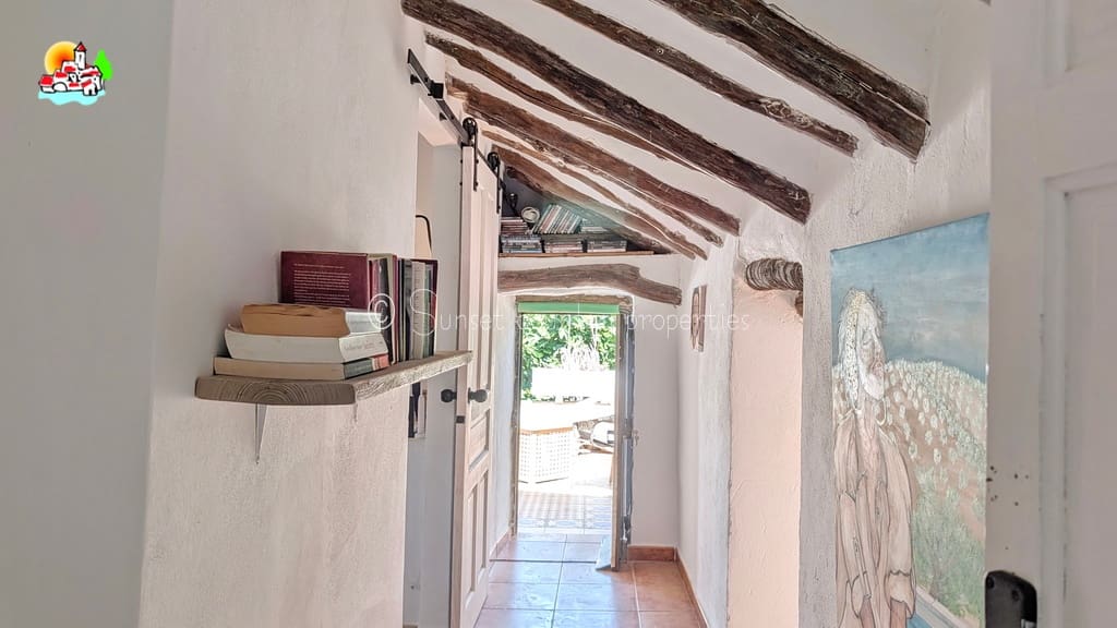 3 makuuhuone Maalaistalo myytävänä paikassa Archidona mukana uima-altaan - 249 950 € (Ref: 9950095)