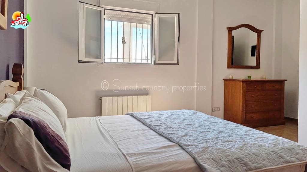 4 quarto Quinta/Casa Rural para venda em Ventorros de San Jose com piscina garagem - 399 000 € (Ref: 9952867)