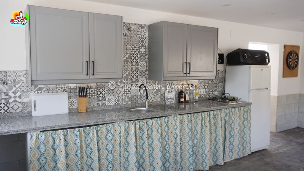 4 quarto Quinta/Casa Rural para venda em Ventorros de San Jose com piscina garagem - 399 000 € (Ref: 9952867)