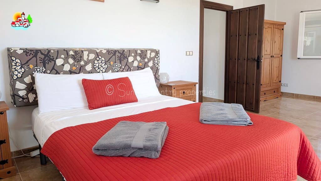 4 quarto Quinta/Casa Rural para venda em Ventorros de San Jose com piscina garagem - 399 000 € (Ref: 9952867)