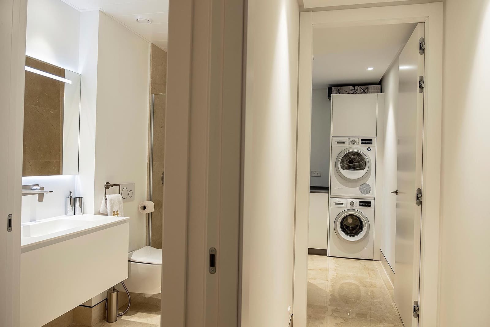 3 soveværelse Lejlighed til salg i Estepona - € 2.050.000 (Ref: 6530605)