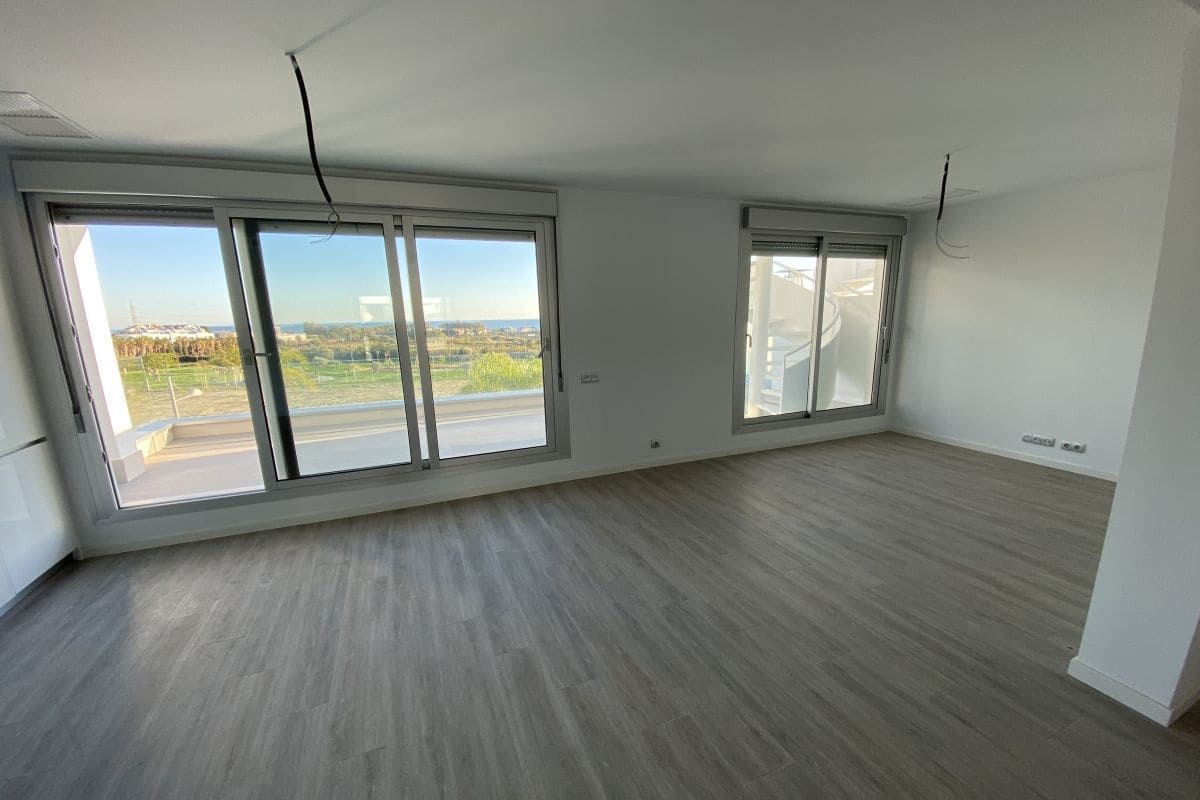 2 sypialnia Penthouse na sprzedaż w Cancelada z basenem garażem - 335 000 € (Ref: 6761225)