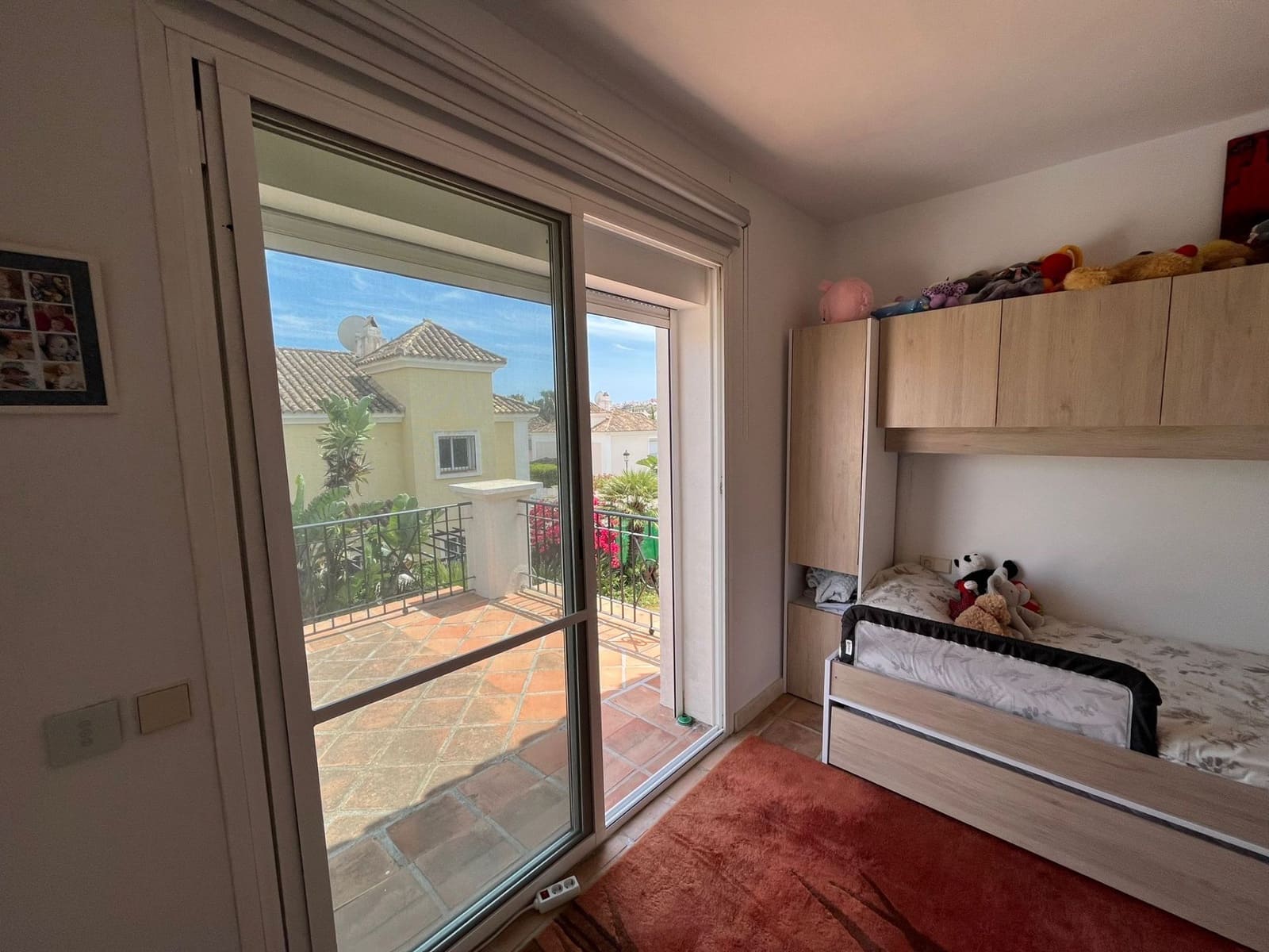 4 chambre Villa/Maison à vendre à Manilva avec piscine garage - 660 000 € (Ref: 7825678)