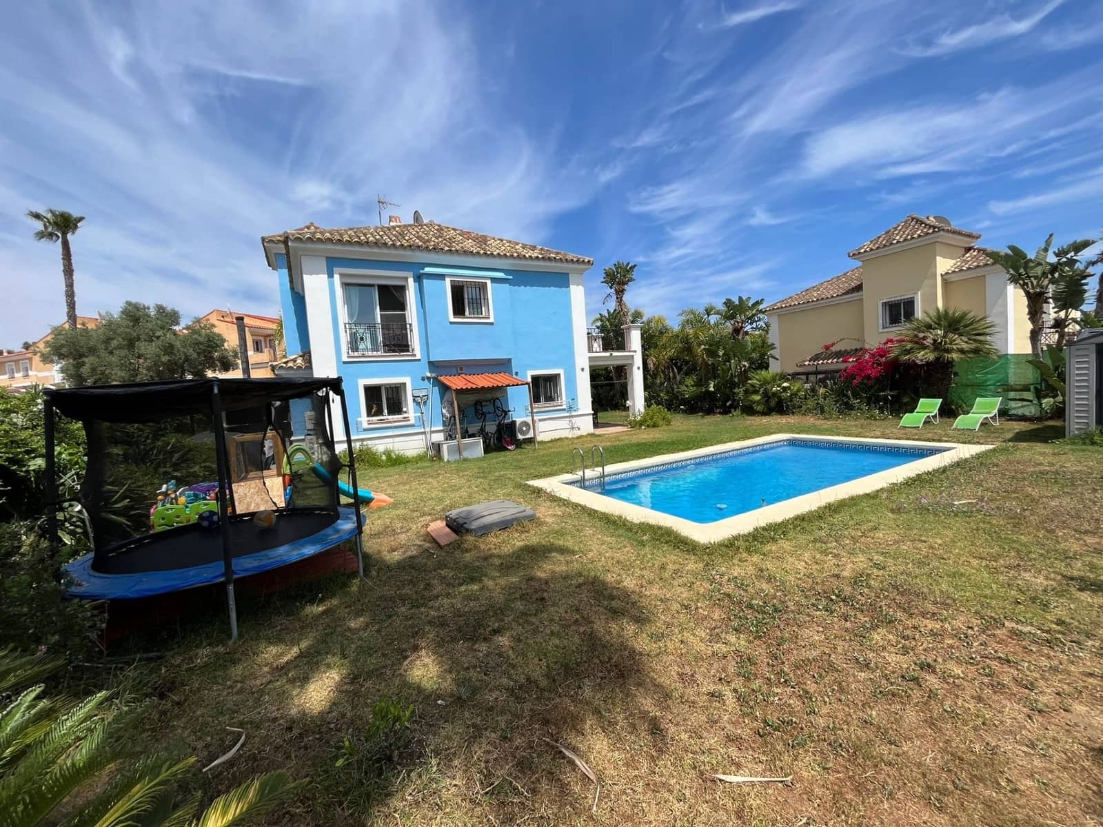 4 chambre Villa/Maison à vendre à Manilva avec piscine garage - 660 000 € (Ref: 7825678)