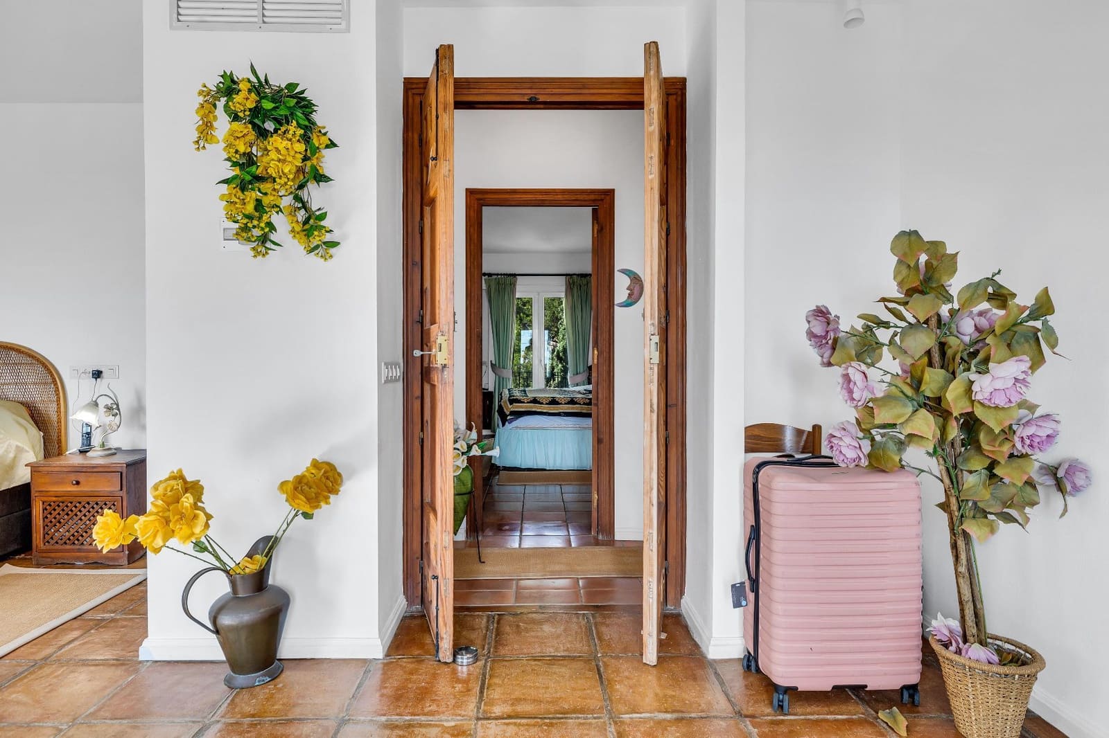 5 sypialnia Willa na sprzedaż w Estepona z basenem - 1 175 000 € (Ref: 8331246)