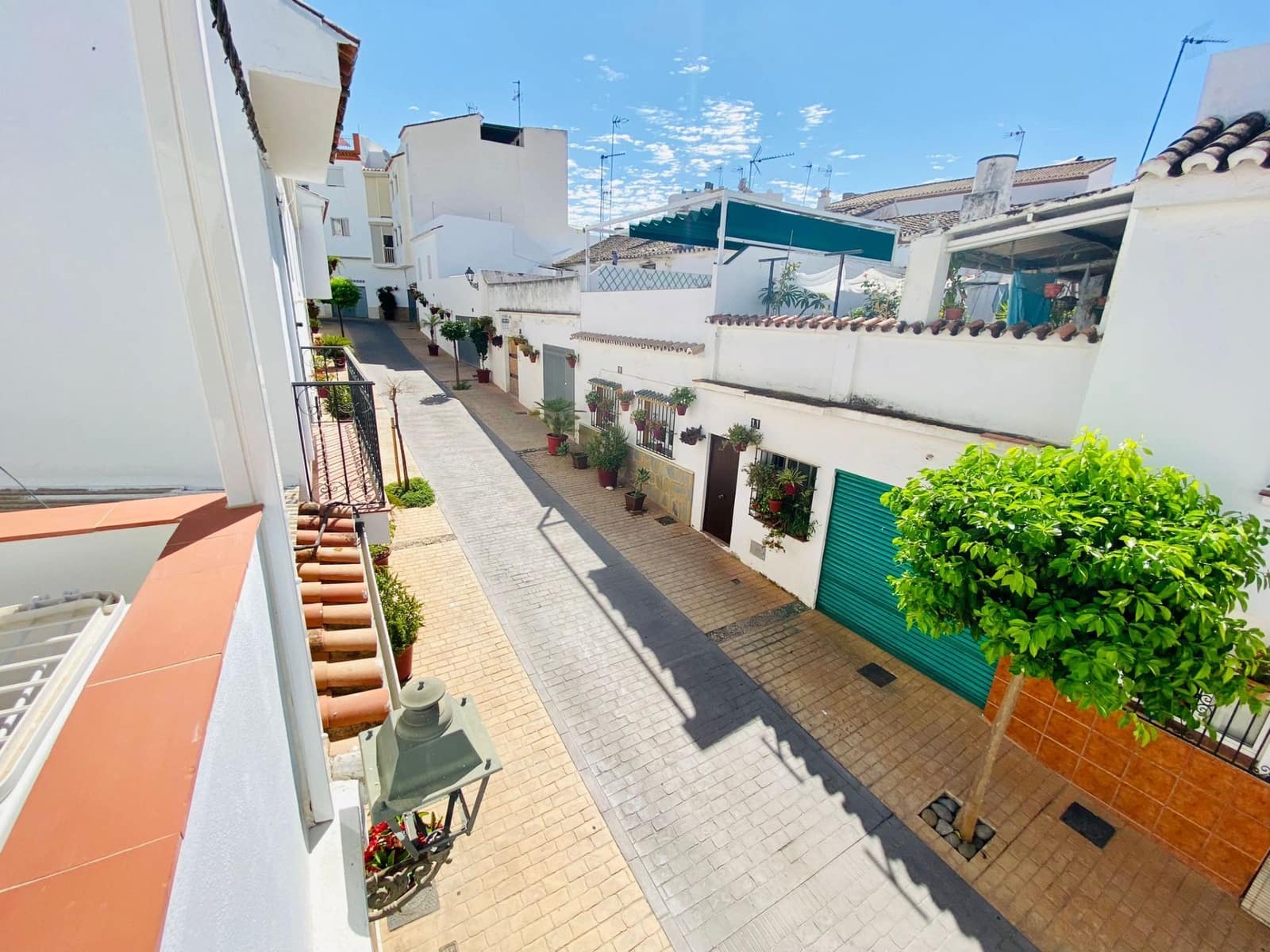 4 sypialnia Dom blizniak na sprzedaż w Estepona z garażem - 660 000 € (Ref: 8472132)