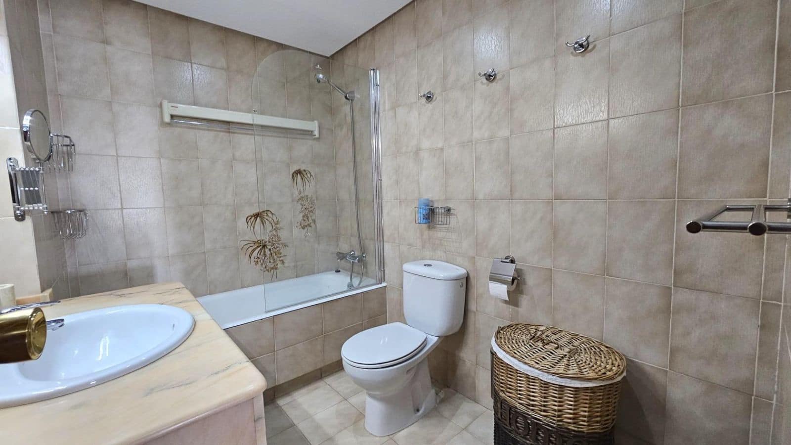 3 quarto Apartamento para venda em Estepona com piscina garagem - 725 000 € (Ref: 8928326)