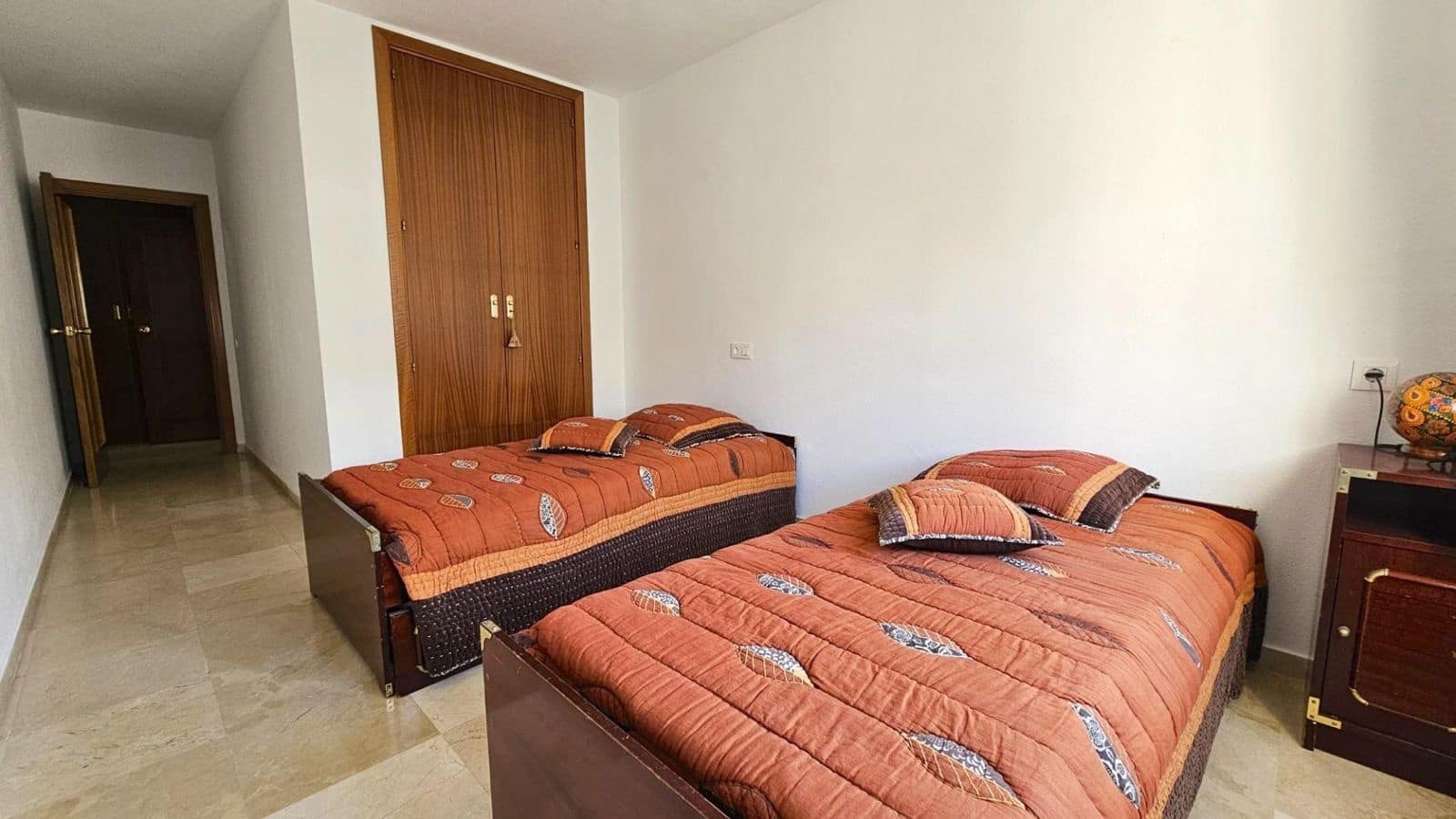 3 quarto Apartamento para venda em Estepona com piscina garagem - 725 000 € (Ref: 8928326)