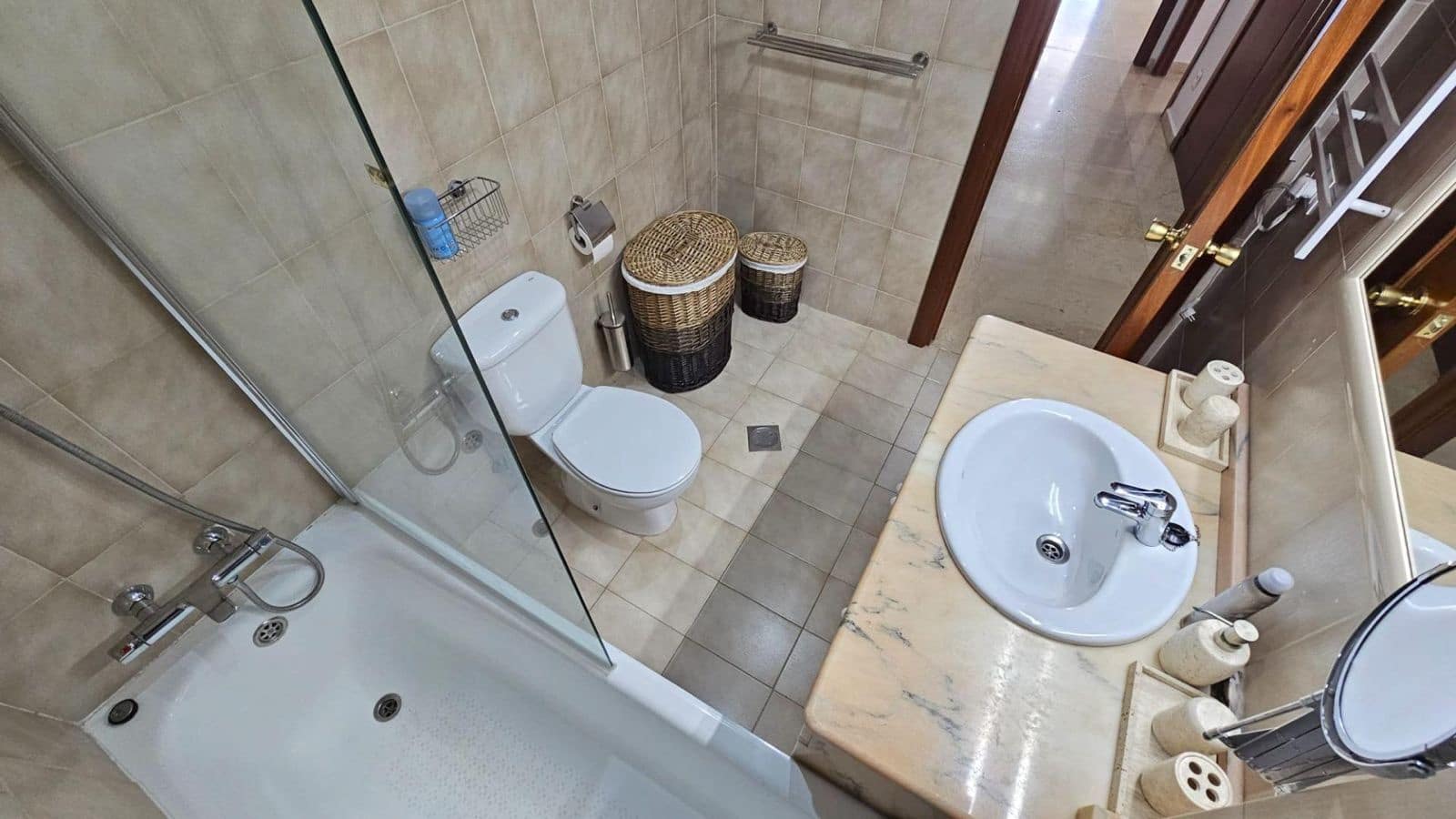 3 quarto Apartamento para venda em Estepona com piscina garagem - 725 000 € (Ref: 8928326)